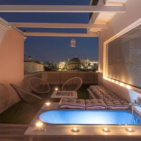 Tiny Central Penthouse, Big Terrace Каламата Екстериор снимка