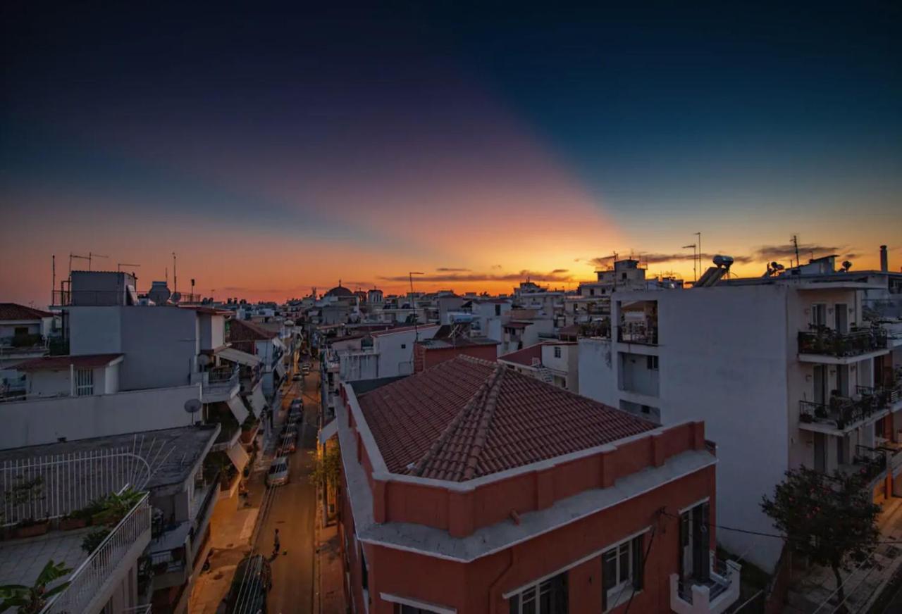Tiny Central Penthouse, Big Terrace Каламата Екстериор снимка