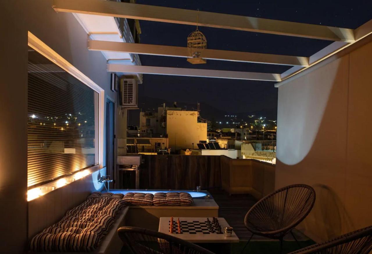 Tiny Central Penthouse, Big Terrace Каламата Екстериор снимка